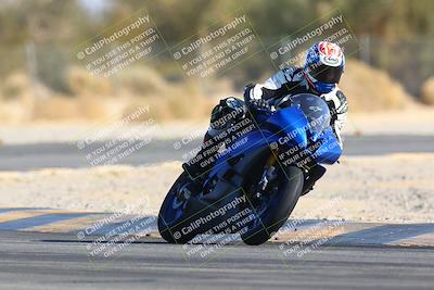 media/Jan-14-2024-SoCal Trackdays (Sun) [[2e55ec21a6]]/Turn 2 (1025am)/